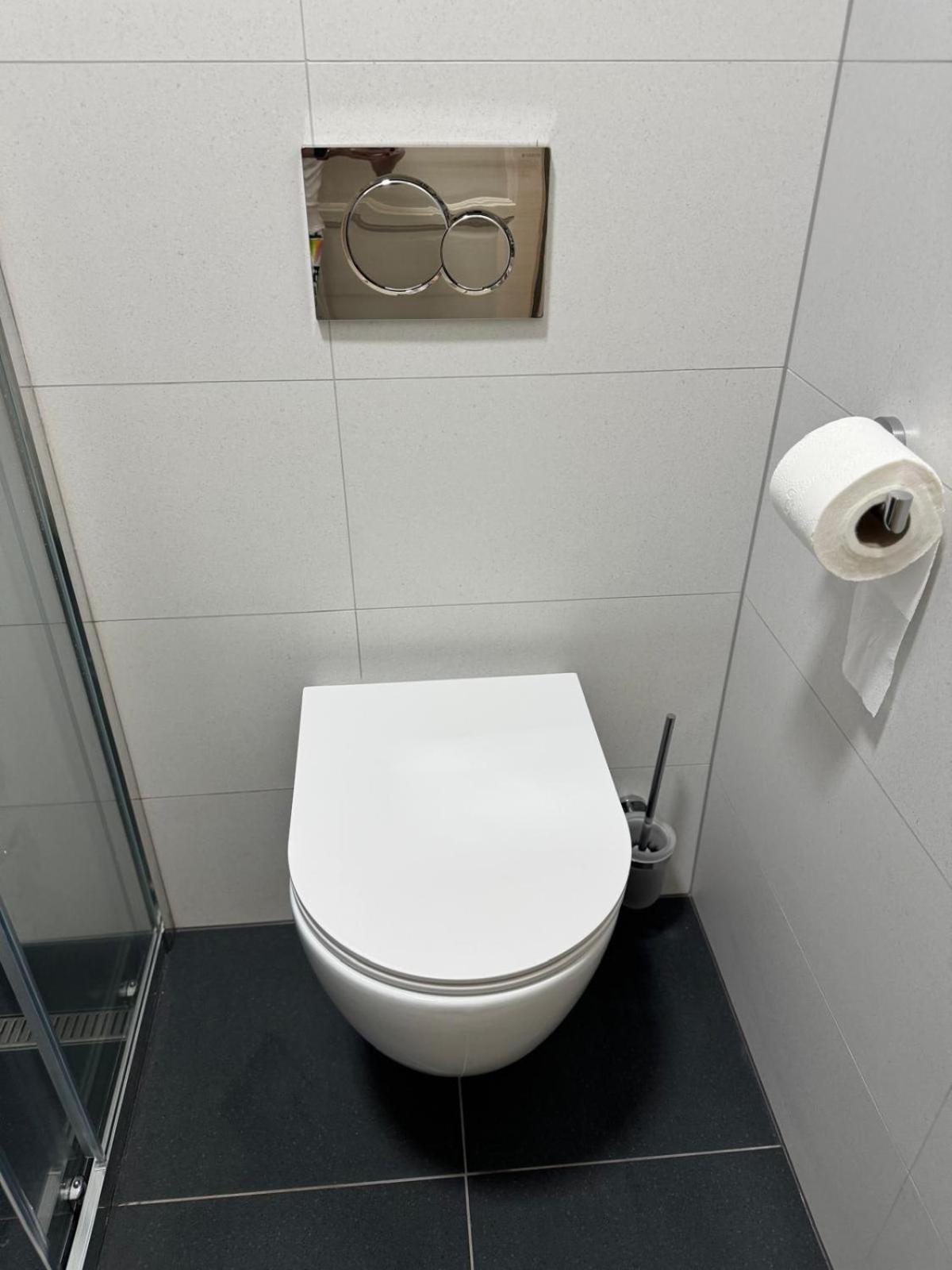Pearl Bee Deluxe Suites Plzen Luaran gambar