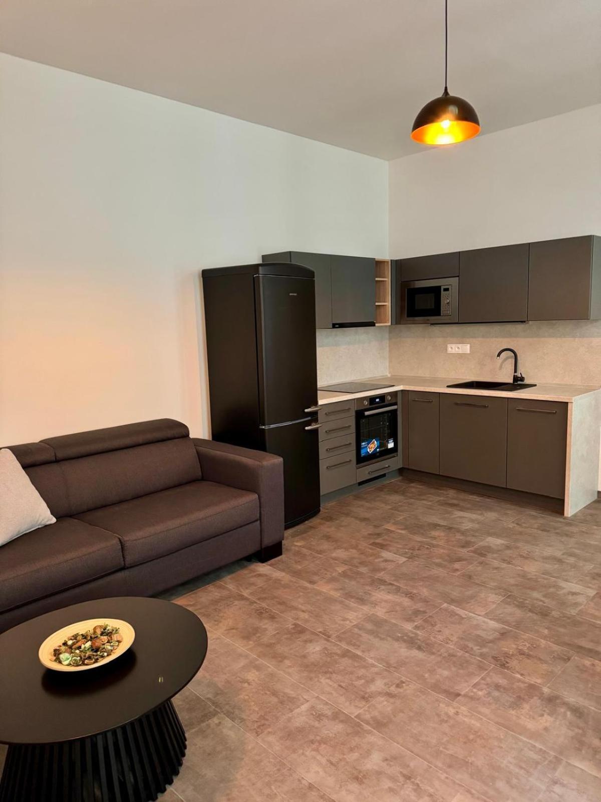 Pearl Bee Deluxe Suites Plzen Luaran gambar
