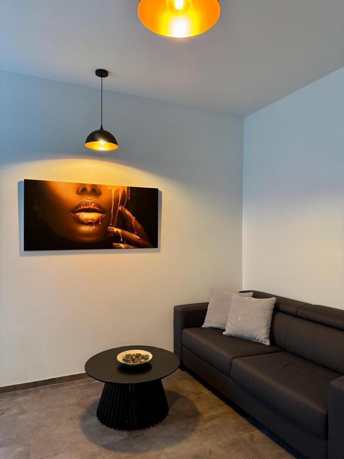 Pearl Bee Deluxe Suites Plzen Luaran gambar